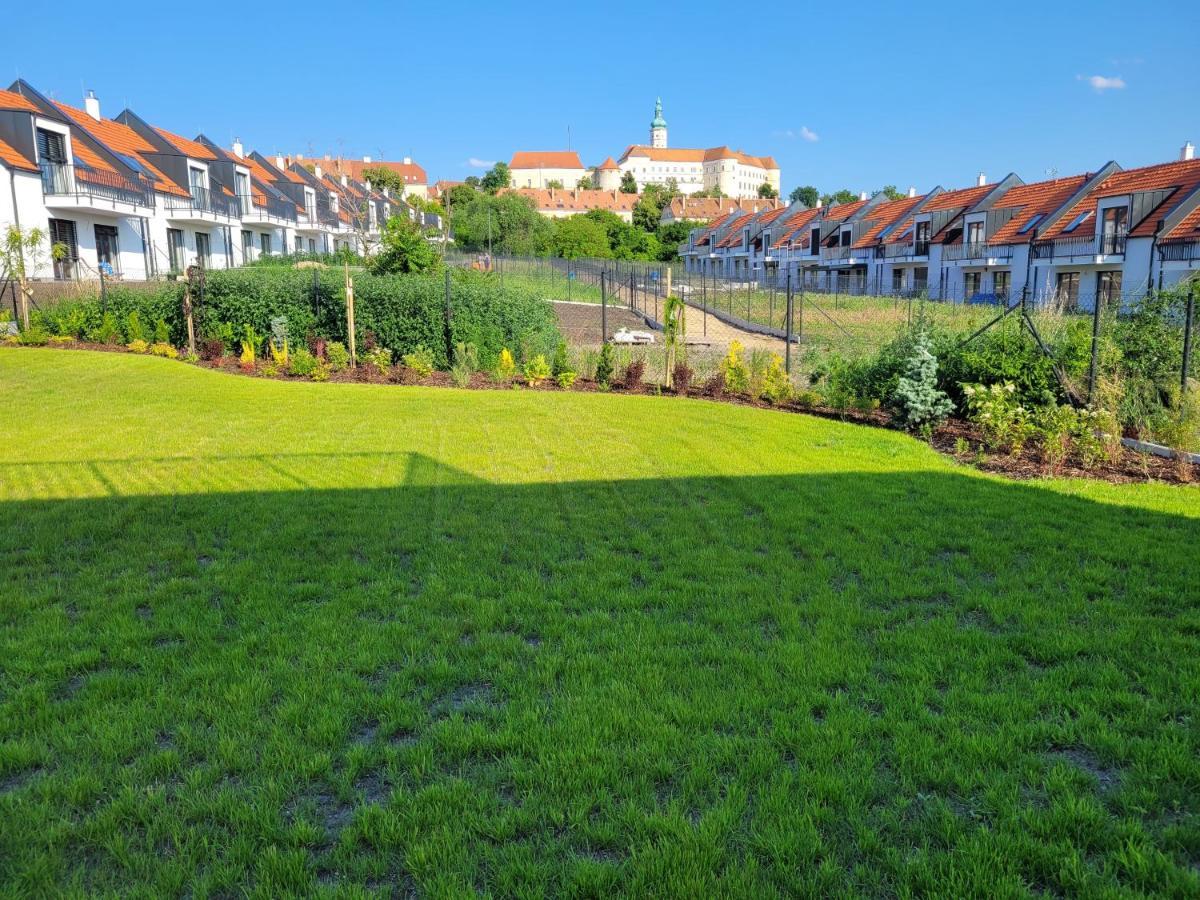 Zamek Na Dlani Mikulov Apartamento Exterior foto