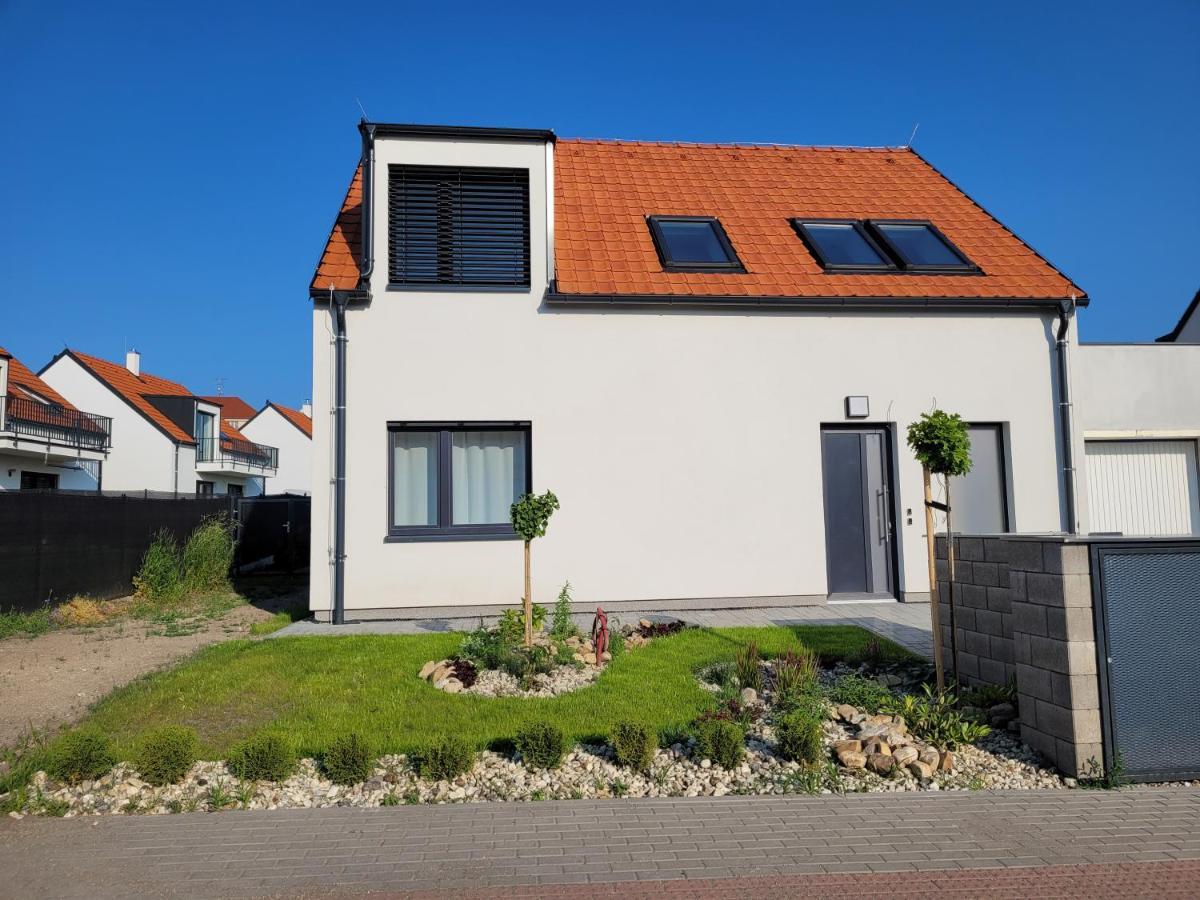 Zamek Na Dlani Mikulov Apartamento Exterior foto